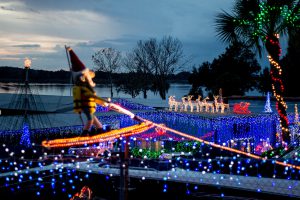 Read more about the article Christmas Lights in Mount Dora